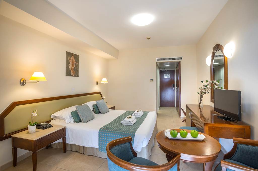 PFO_70454_aquamare_beach_0518_10.jpg