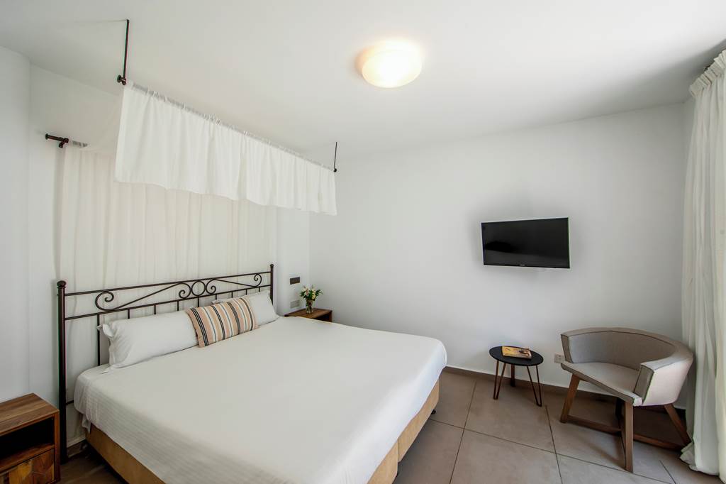 PFO_82527_Aliathon_Aegean_Apartments_0522_04.jpg