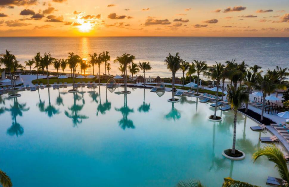 Haven-Riviera-Cancun-Resort-and-Spa-2.jpg