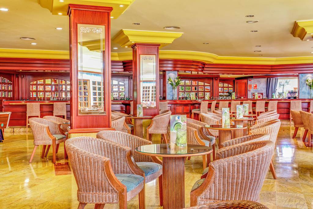 IBZ_88490_Grupotel_Santa_Eulalia_&_Spa_1124_03.jpg