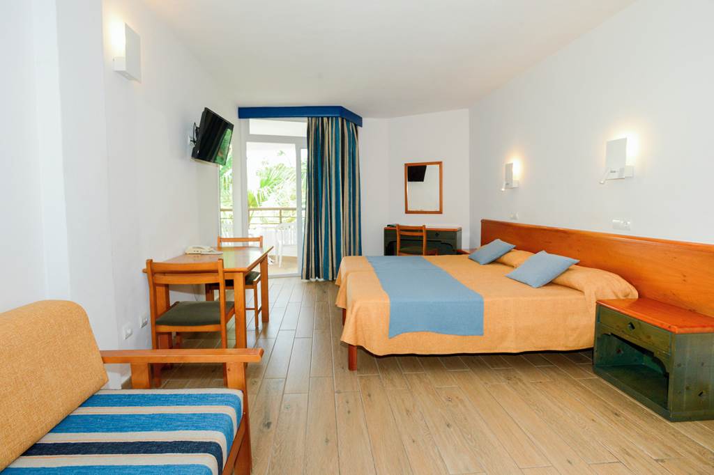 IBZ_74485_Ses_Savines_Apartments_1023_08.jpg