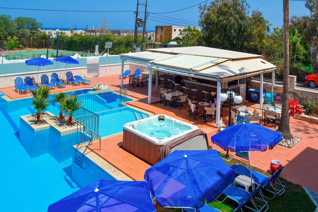 CHQ_85983_Sunny_Suites_1023_01.jpg