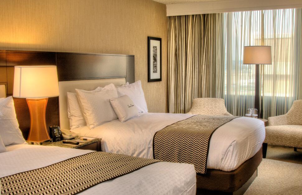 Doubletree-Hotel-Crystal-City-3.jpg