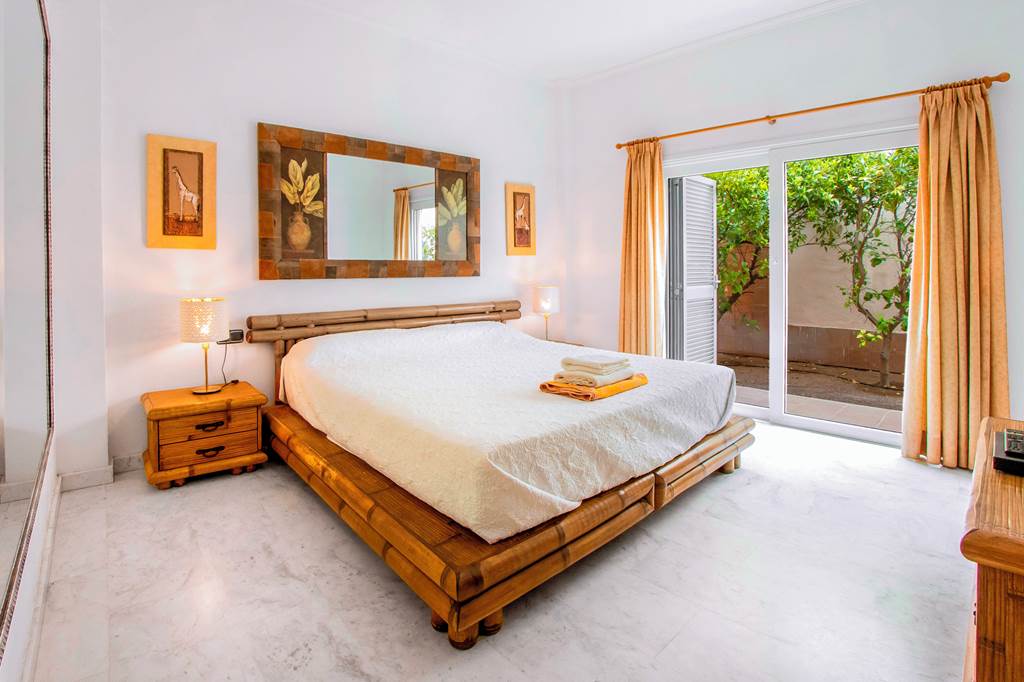 TFS_86039_Villa_Royal_Sunset_0923_13.jpg
