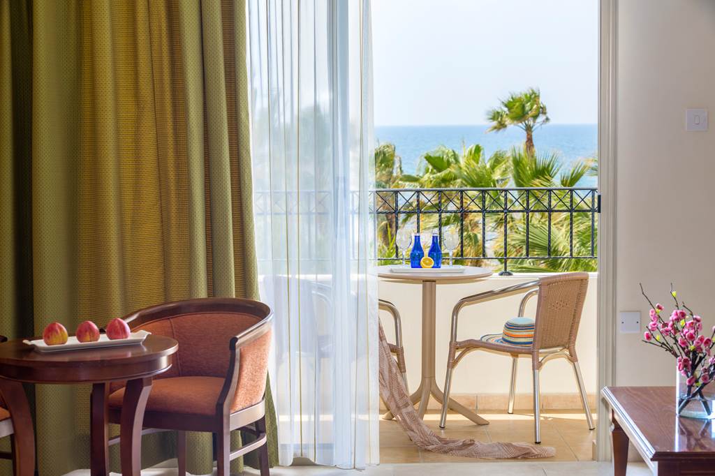 PFO_70454_aquamare_beach_0518_05.jpg