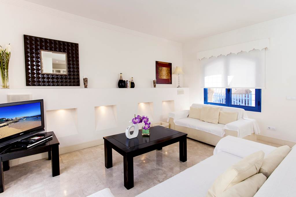 FUE_71430_bahiazul_villas_&club_0918_07.jpg