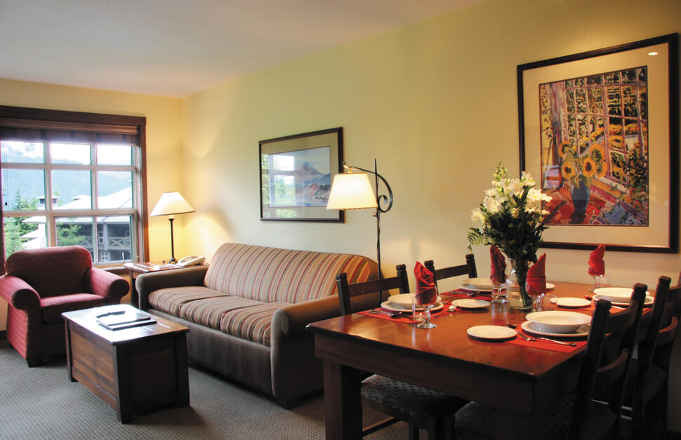 Blackcomb-Springs-Suites-by-Clique-5.jpg