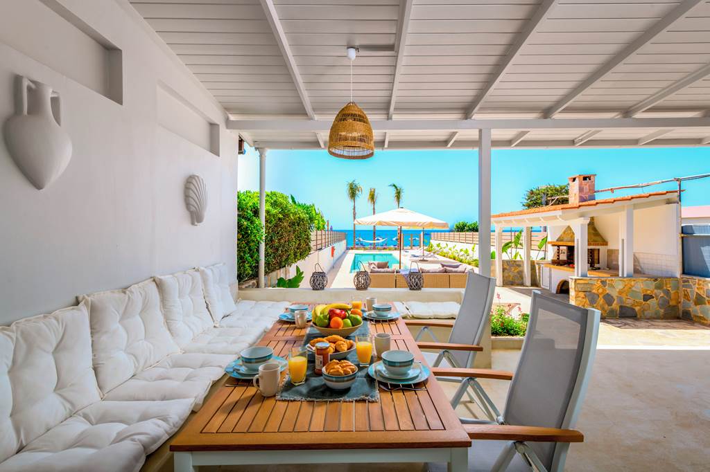 RHO_84007_Ammos_Beach_House_0822_21.jpg