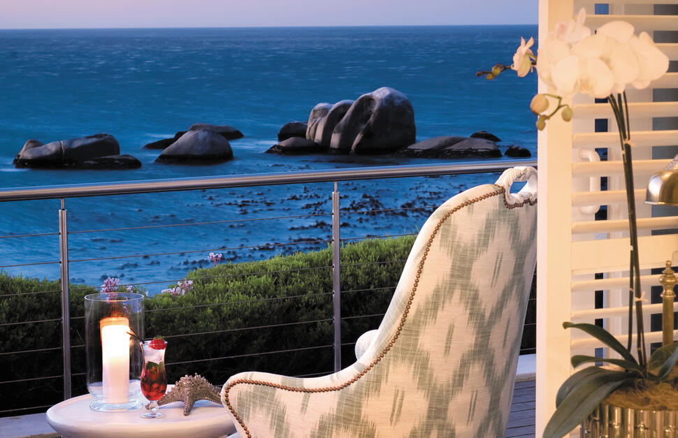 The-Twelve-Apostles-Hotel-and-Spa-2.jpg