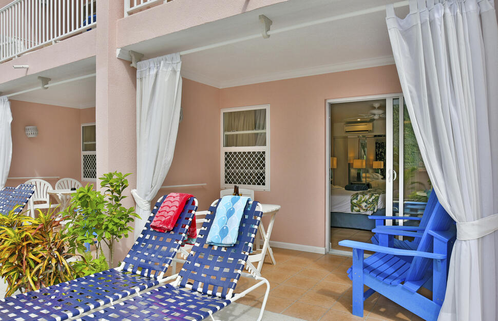 Butterfly-Beach-Hotel-8.jpg