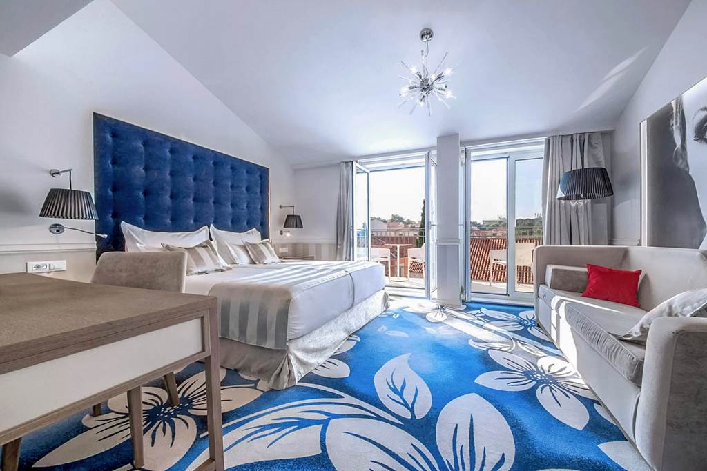 SPU_73745_Grand_Hotel_Slavia_1224_01.jpg