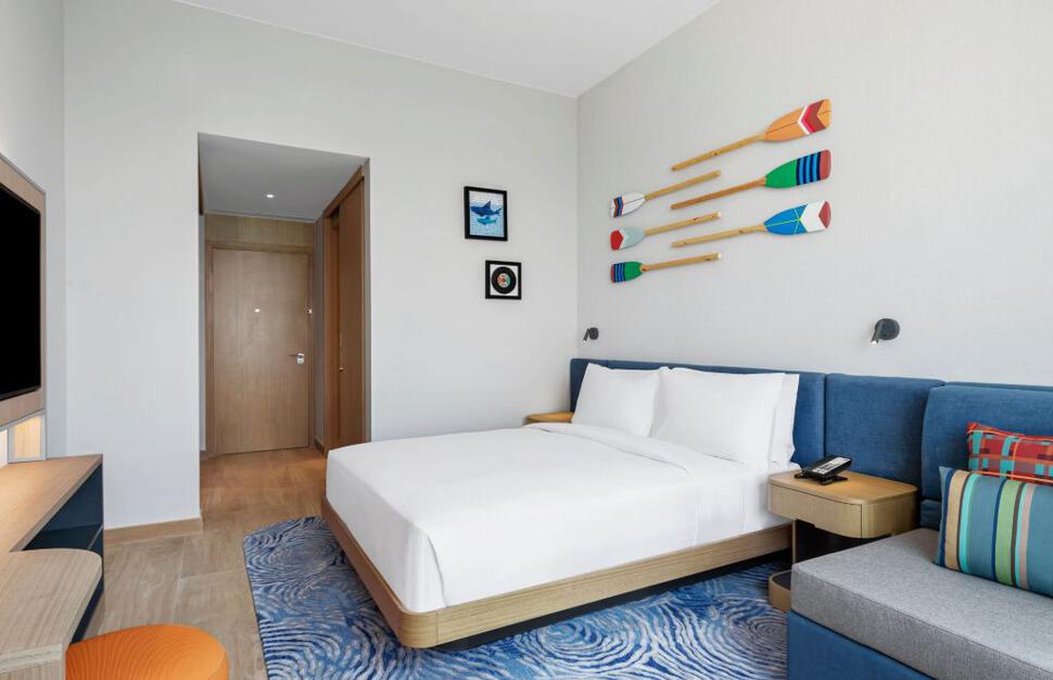 Hampton-by-Hilton-Marjan-Island-10.jpg