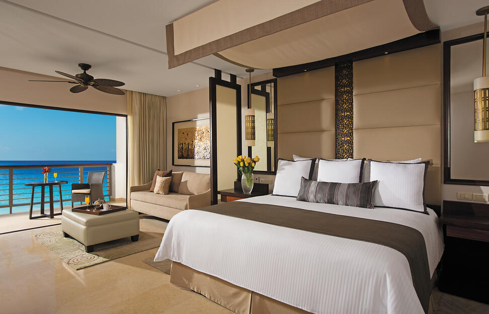 Secrets-Playa-Mujeres-Golf-Spa-Resort-1.jpg