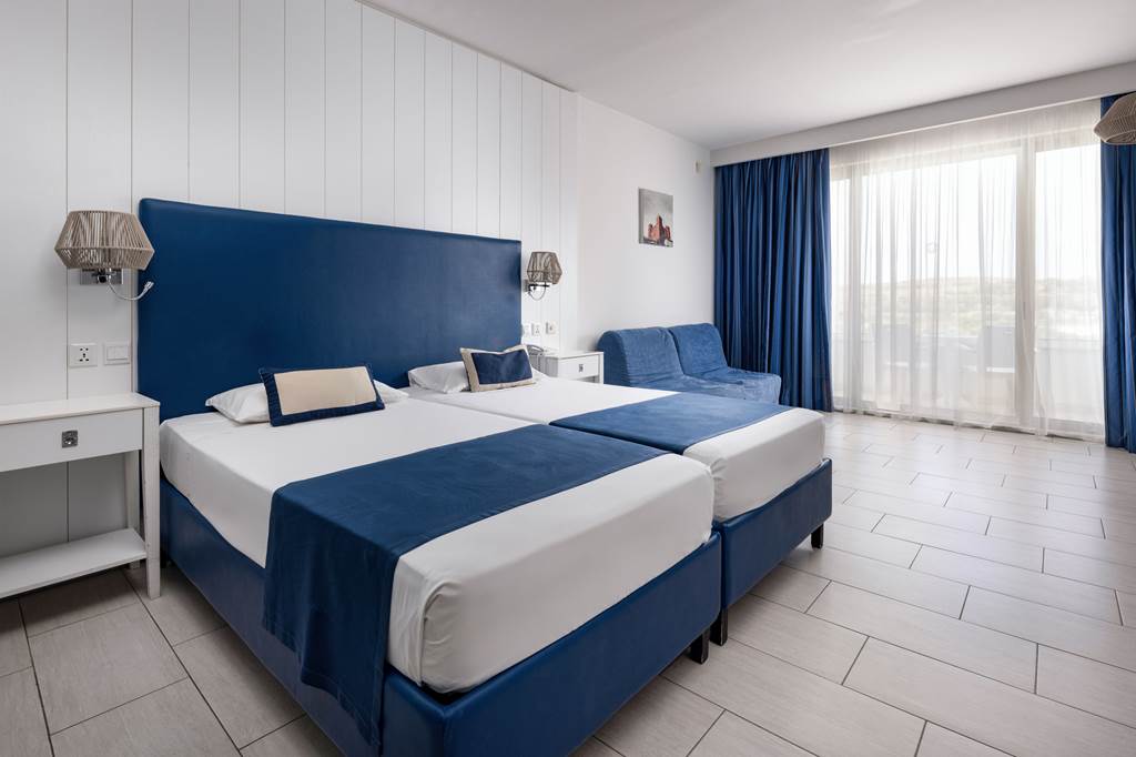 MLA_72190_db_Seabank_Resort_&_Spa_1224_18.jpg