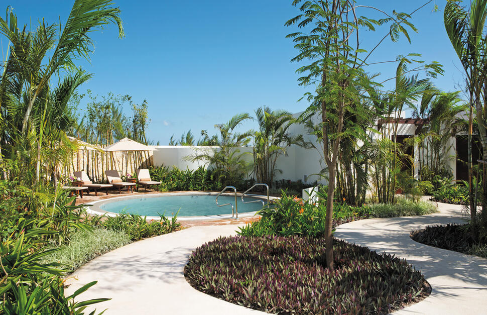 Secrets-Playa-Mujeres-Golf-Spa-Resort-12.jpg