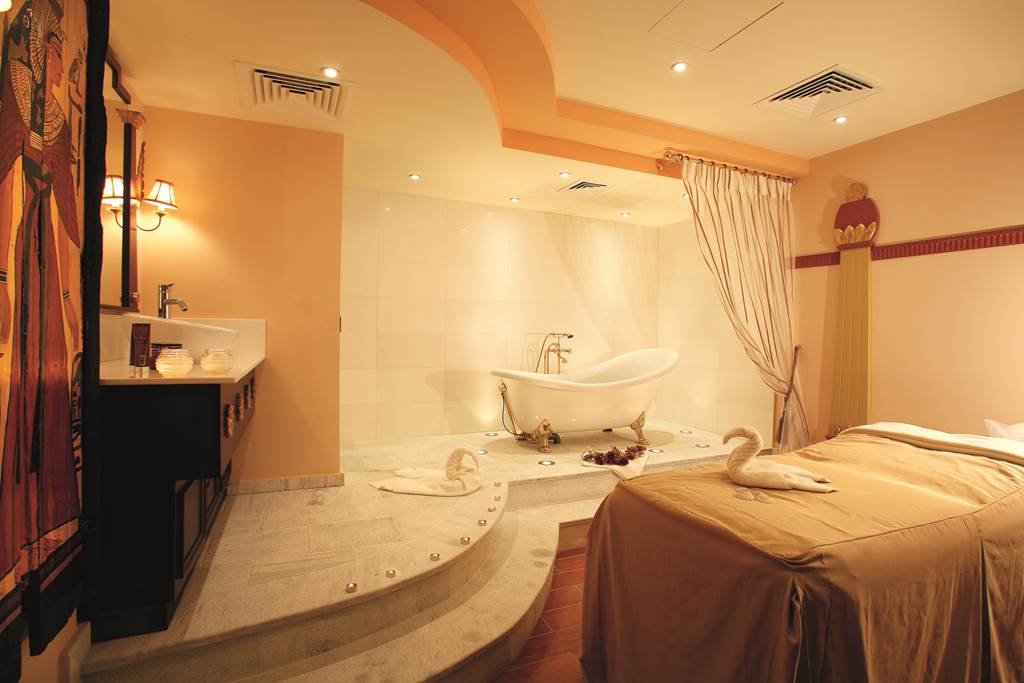 PFO_70454_Aquamare_BCH_HTL_&_Spa_0912_11.jpg
