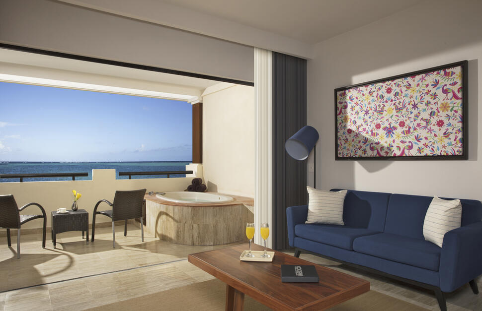 Dreams-Sapphire-Resort-Spa-4.jpg