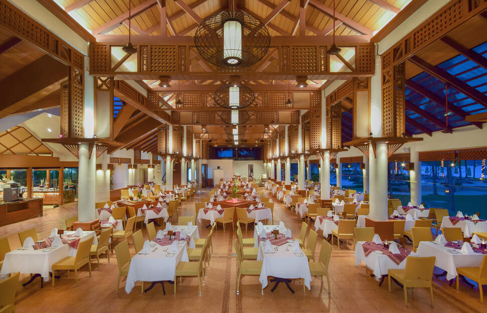 Katathani-Phuket-Beach-Resort-3.jpg