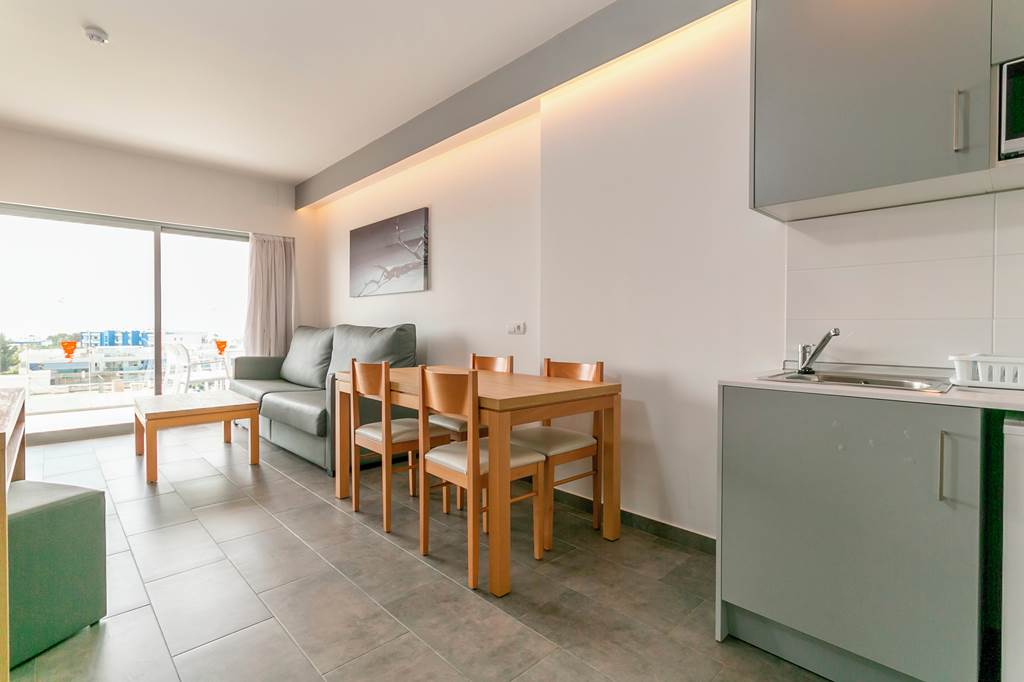 IBZ_71604_Casa_Luis_Apartments_0819_65.jpg