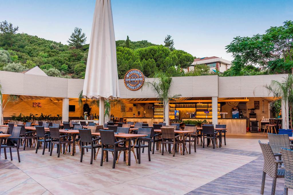 DLM_84488_Grand_Cettia_Hotel_1022_02.jpg