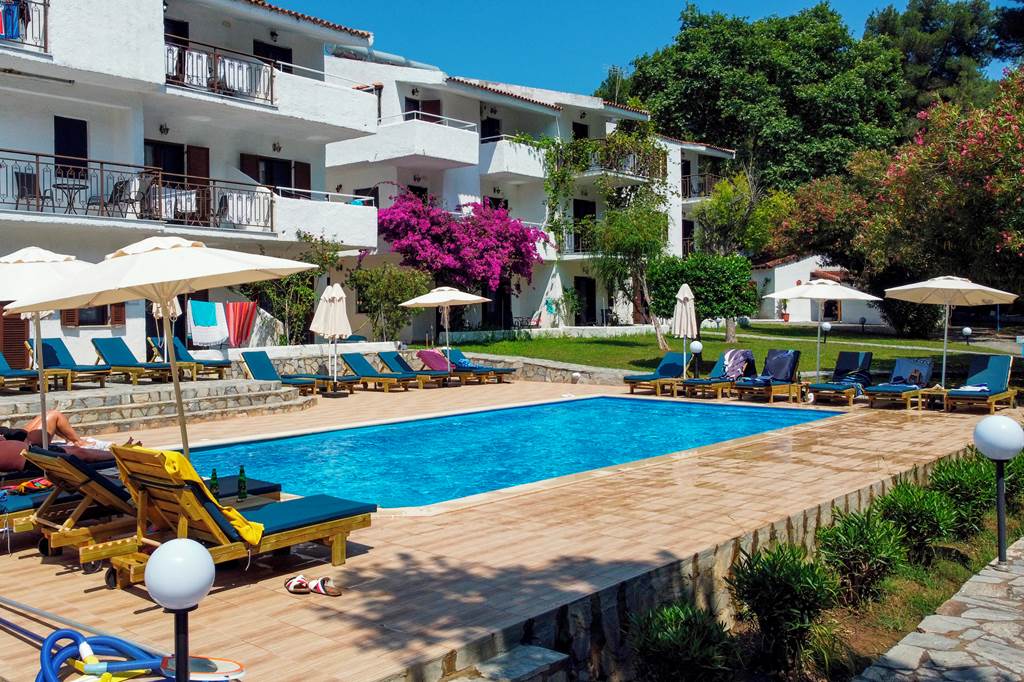 JSI_84365_Villa_Amalia_Apartments_0624_03.jpg