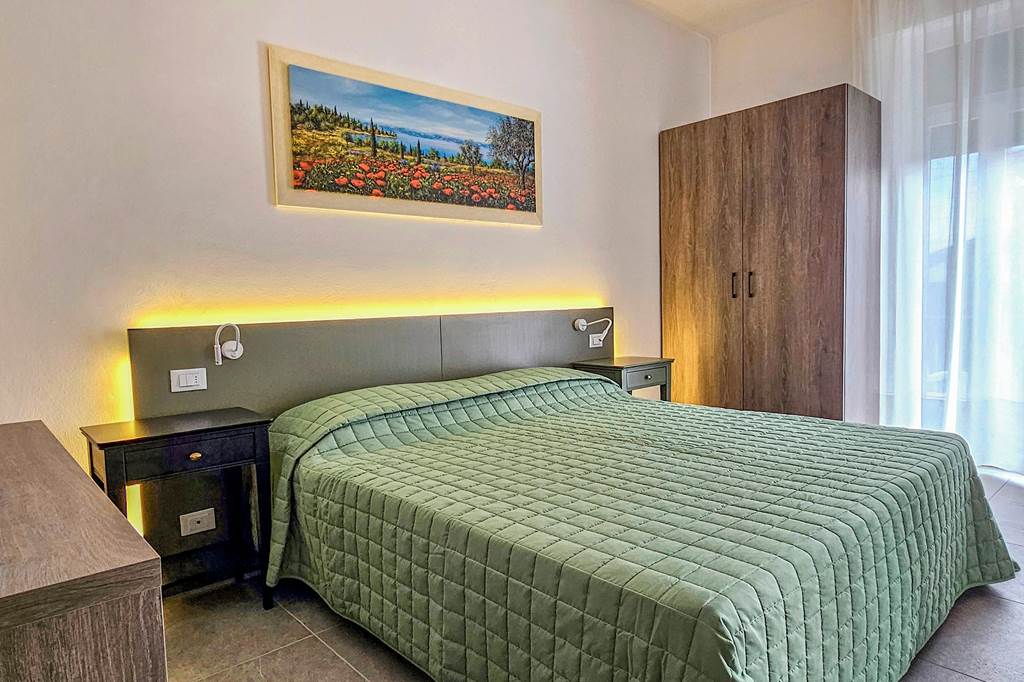 VRN_88501_Hotel_Marina_1124_02.jpg
