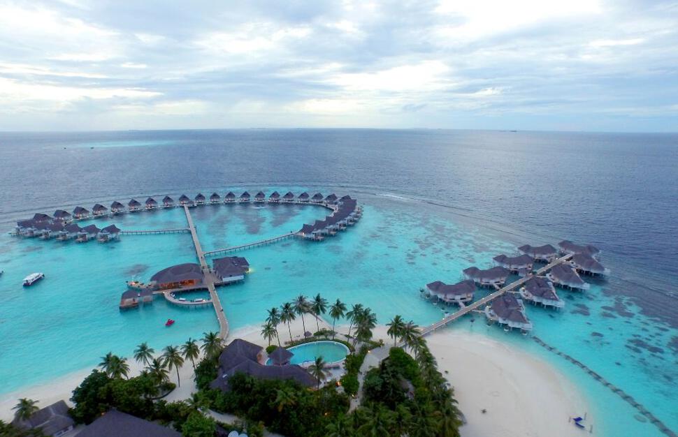 Centara-Grand-Island-Resort-Spa-Maldives-34.jpg