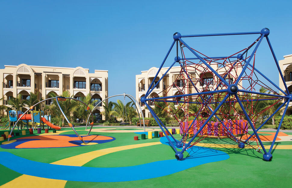 DoubleTree-by-Hilton-Resort-Spa-Marjan-Island-14.jpg