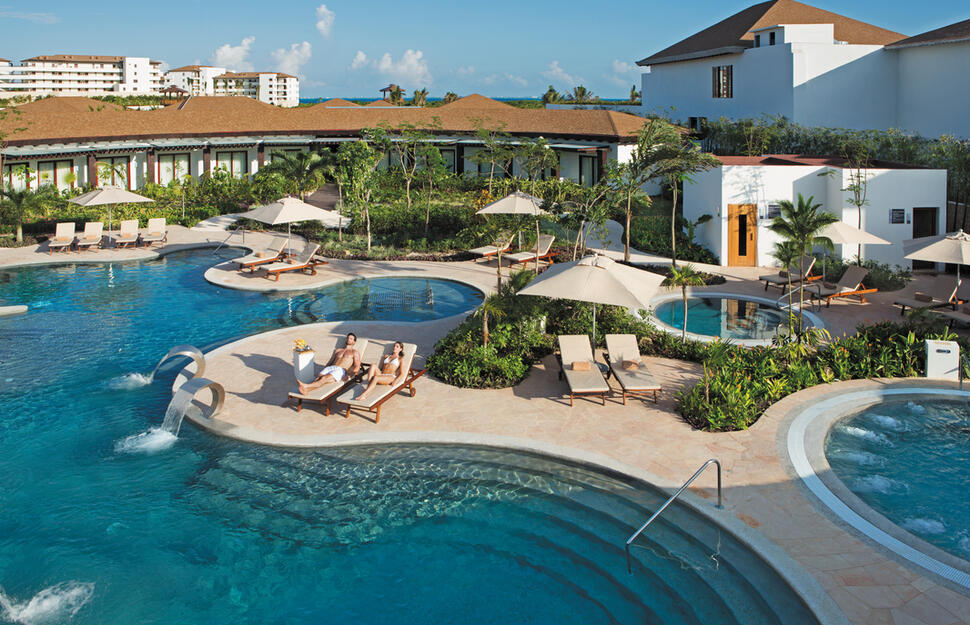 Secrets-Playa-Mujeres-Golf-Spa-Resort-2.jpg