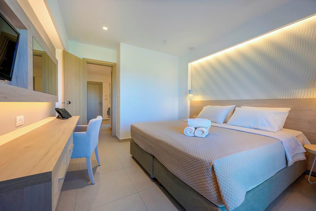 KGS_83254_Mythos_Suites_Hotel_0423_15.jpg