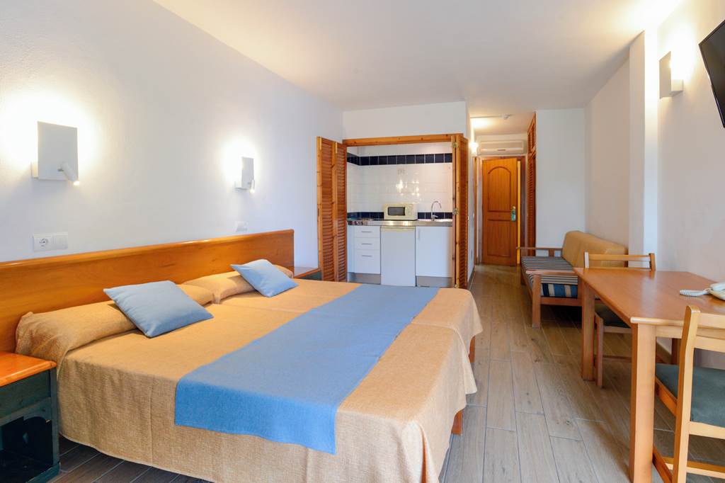 IBZ_74485_Ses_Savines_Apartments_1023_09.jpg