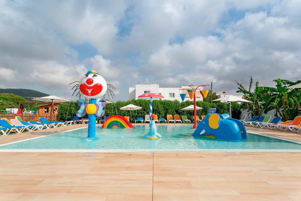 IBZ_71604_Casa_Luis_Apartments_0819_61.jpg