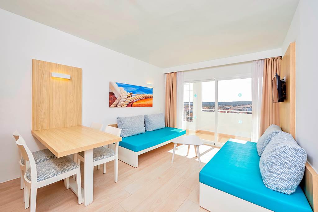PMI_1999_Sun_Beach_Apartments_0220_05.jpg