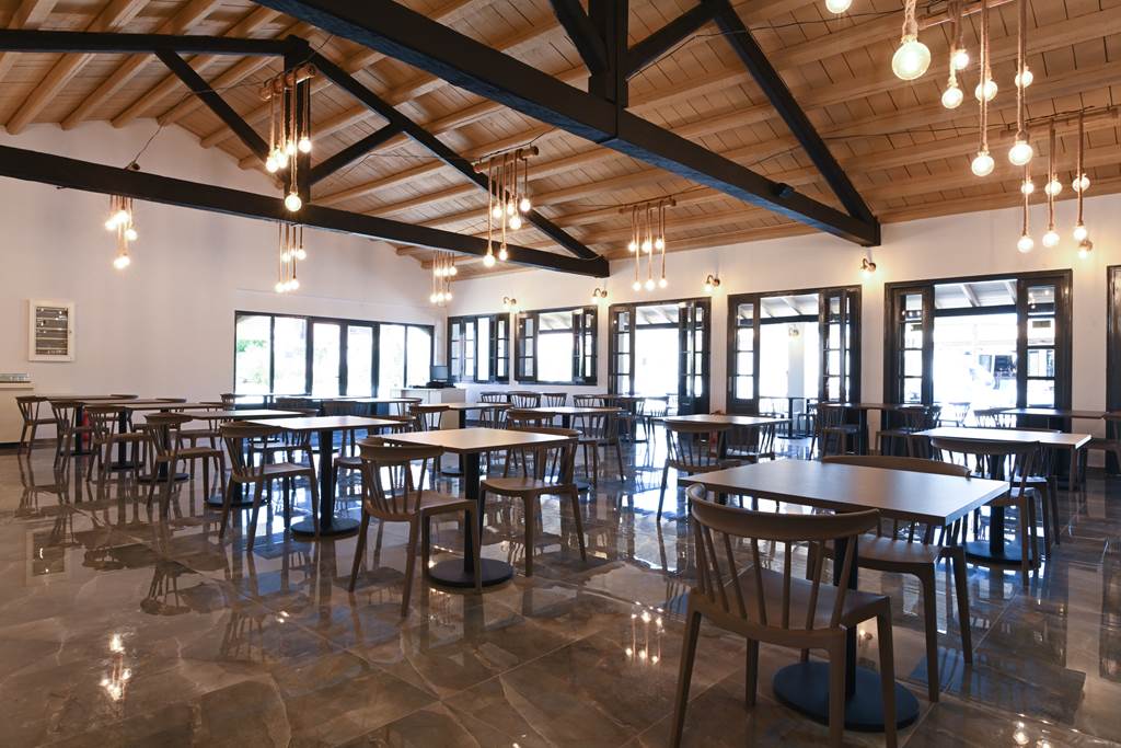 CFU_83076_Sungate_Hotel_0422_07.jpg