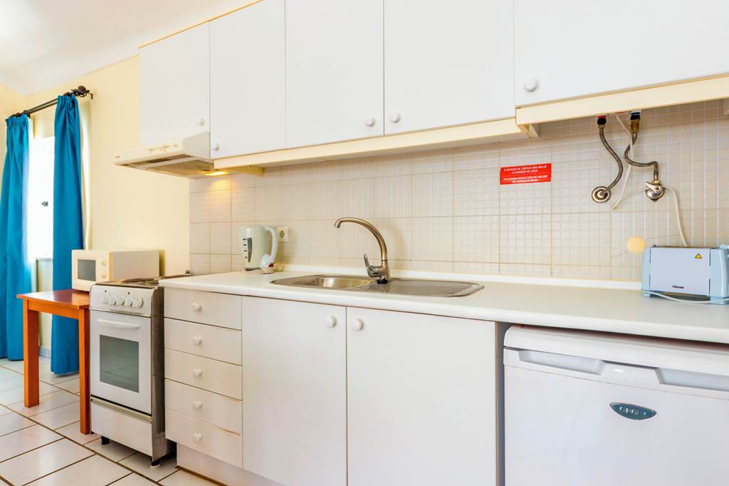 FAO_83167_Ouratlantico_Apartments_0821_21.jpg