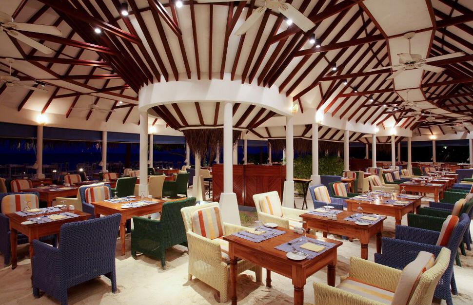 Centara-Grand-Island-Resort-Spa-Maldives-30.jpg
