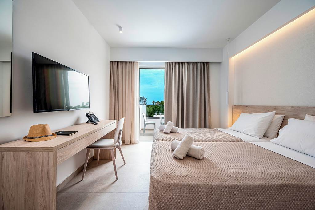 KGS_83254_Mythos_Suites_Hotel_0923_05.jpg
