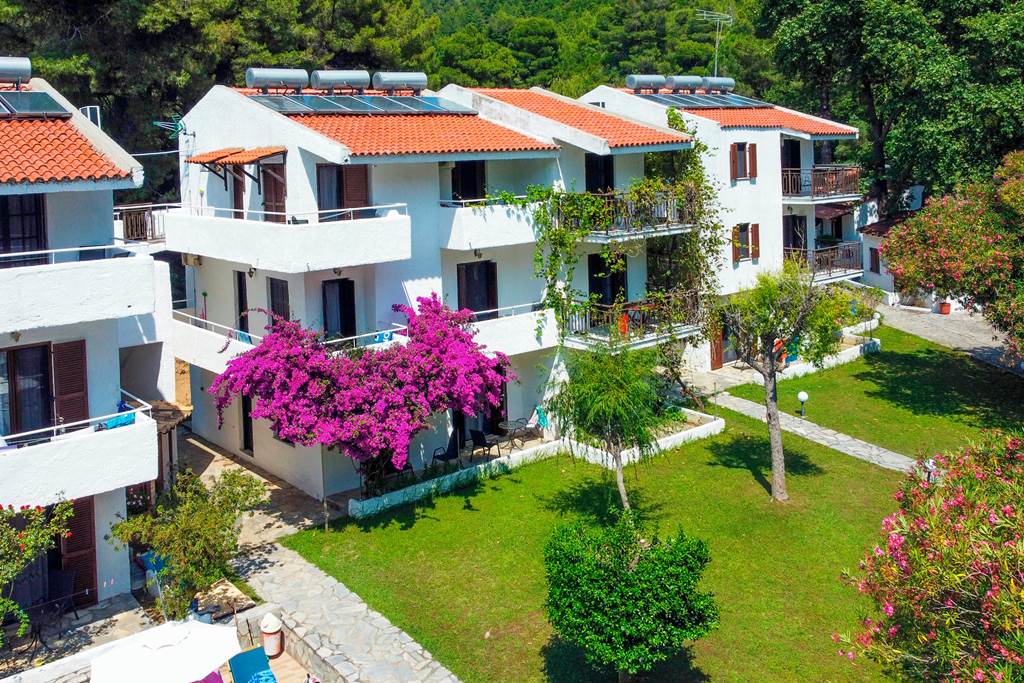 JSI_84365_Villa_Amalia_Apartments_0624_04.jpg
