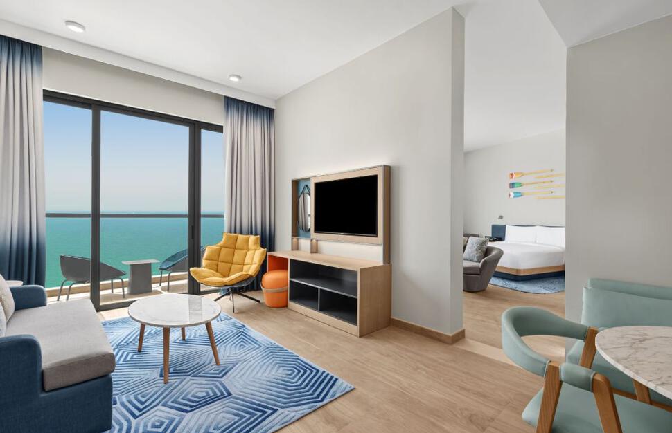 Hampton-by-Hilton-Marjan-Island-13.jpg