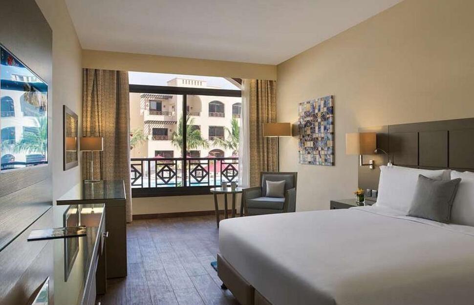 The-Cove-Rotana-Resort-15.jpg