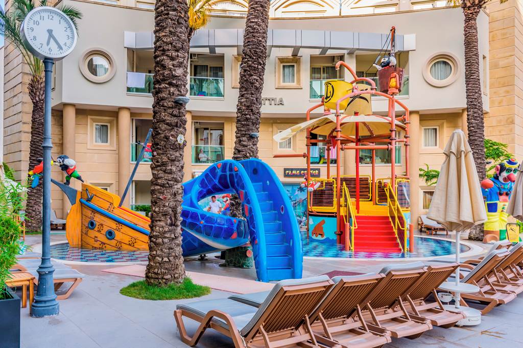 DLM_84488_Grand_Cettia_Hotel_1022_15.jpg
