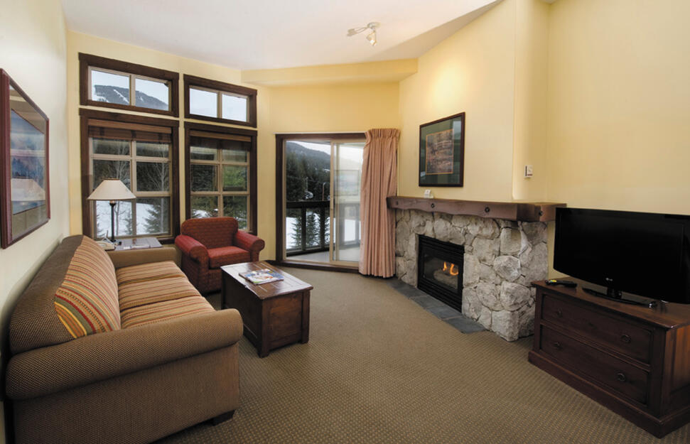 Blackcomb-Springs-Suites-by-Clique-7.jpg