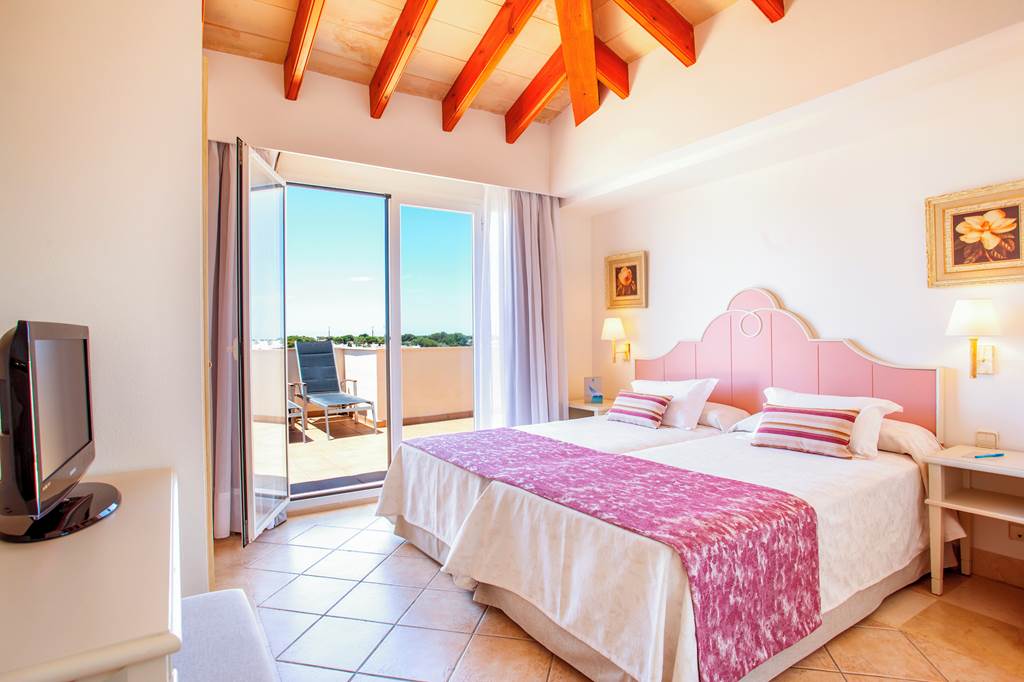 MAH_70762_Grupotel_Macarella_Suites_&_Spa_1224_07.jpg