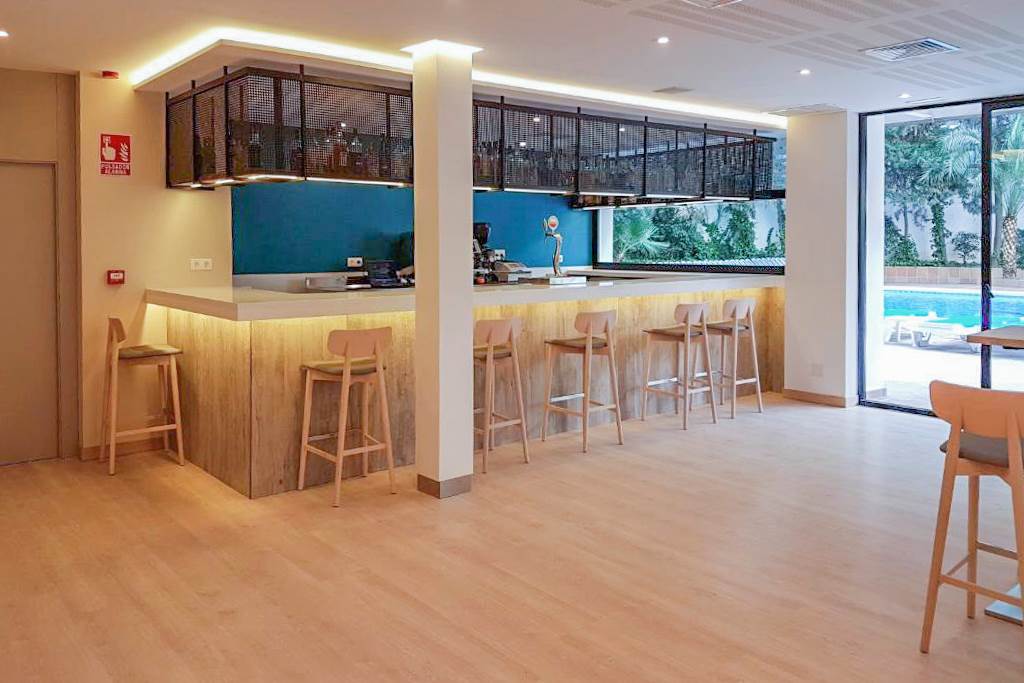 ALC_73845_Hotel_Perla_0120_05.jpg