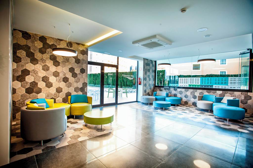 ALC_81073_Primavera_Loix_Apartments_0621_05.jpg