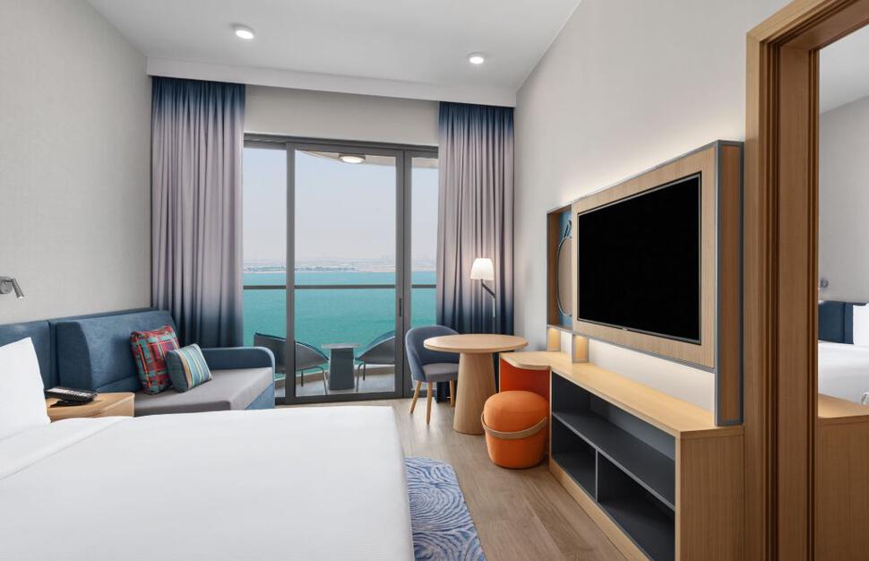 Hampton-by-Hilton-Marjan-Island-19.jpg