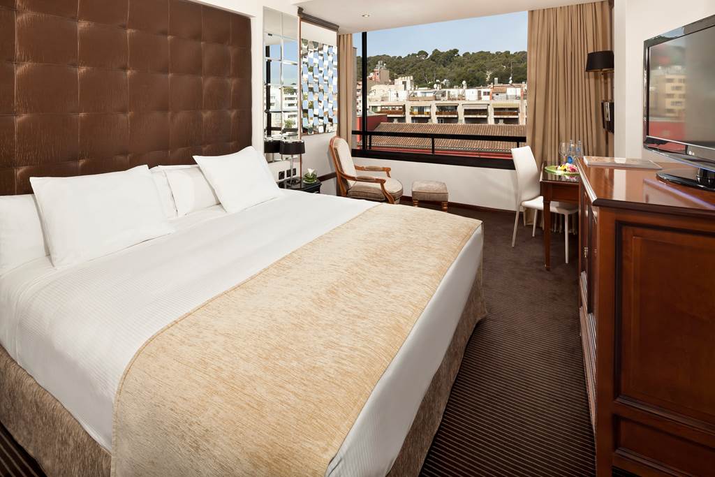 PMI_69258_gran_melia_victoria_1217_02.jpg