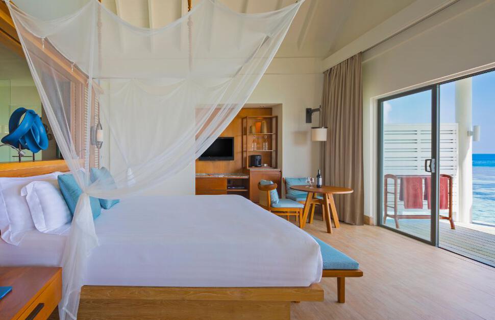 Centara-Grand-Island-Resort-Spa-Maldives-17.jpg