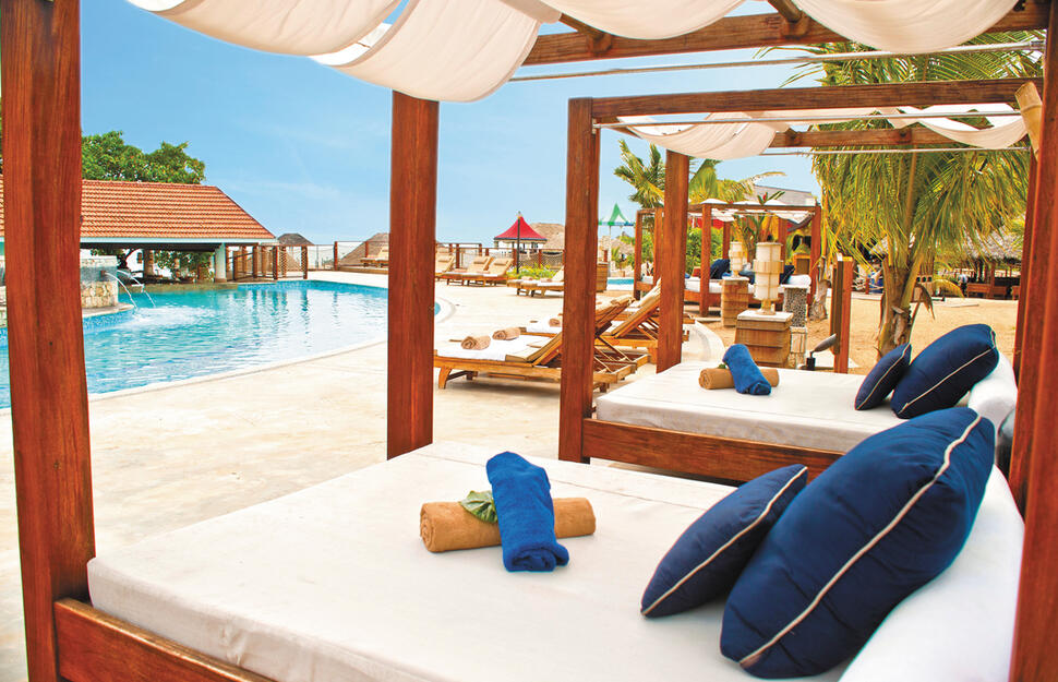 Sandals-Ochi-Beach-Resort-2.jpg
