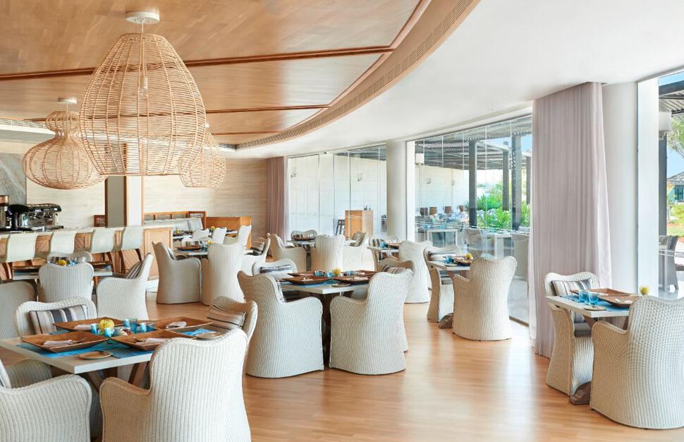 Waldorf-Astoria-Ras-Al-Khaimah-33.jpg